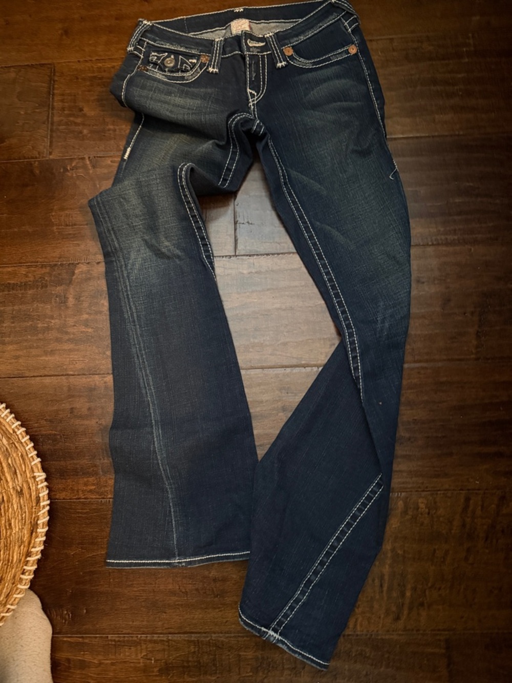 True Religion Women’s Indigo Blue Denim Jeans with Red Logo Tab